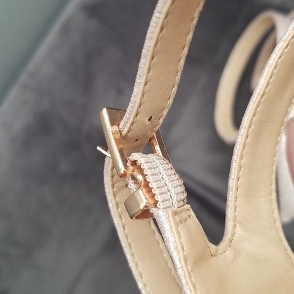 LC Lauren Conrad Light Champagne Rose Pink Dressed Sandals 6M NWOT - Picture 8 of 11